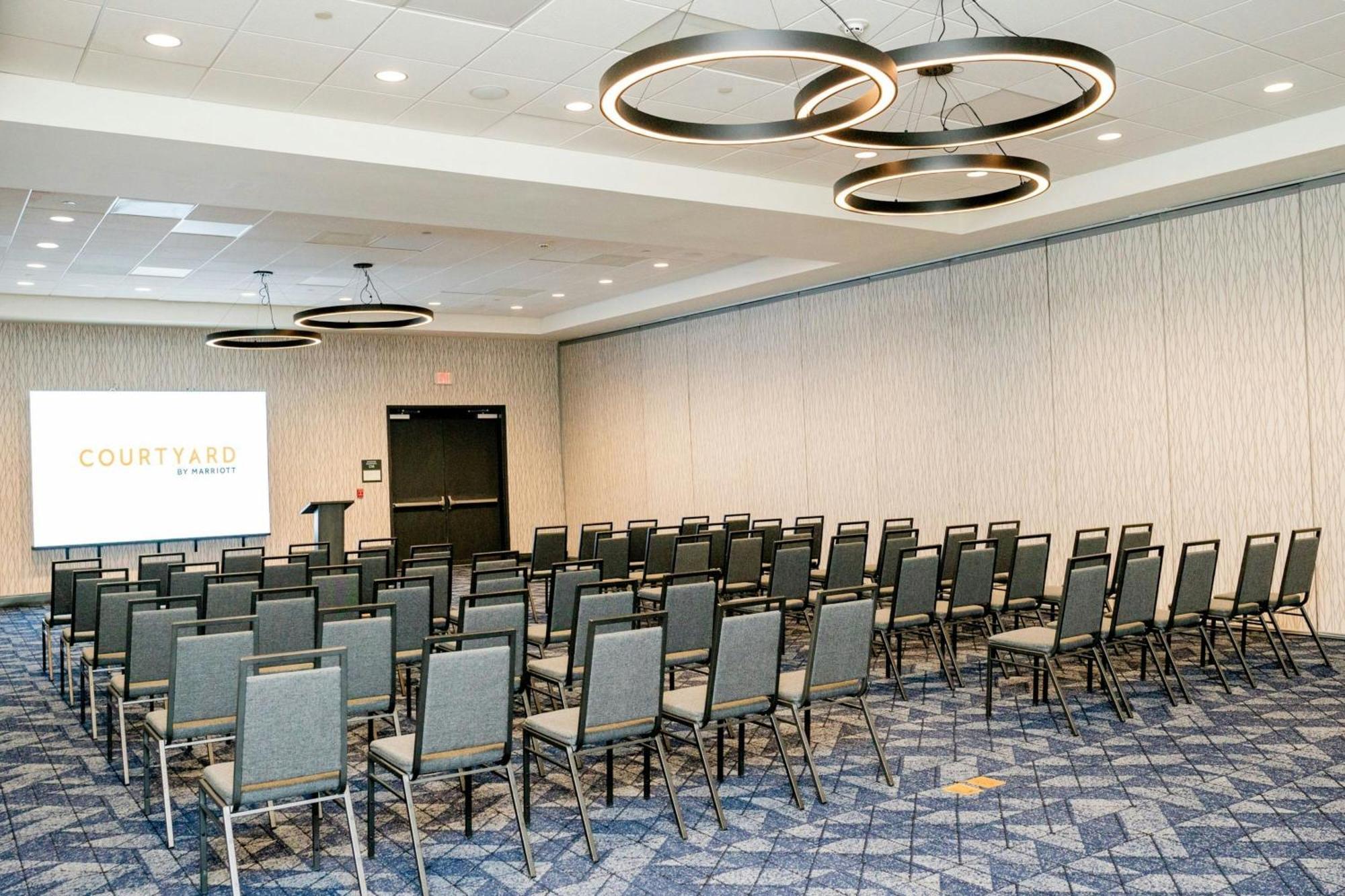 Courtyard By Marriott Atlanta Dunwoody Hotell Exteriör bild