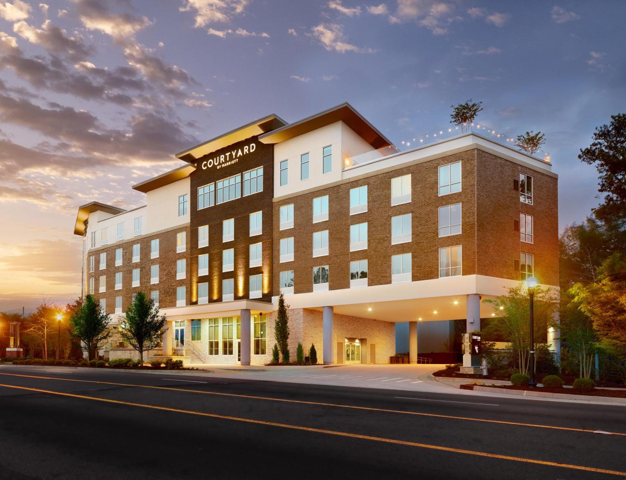 Courtyard By Marriott Atlanta Dunwoody Hotell Exteriör bild
