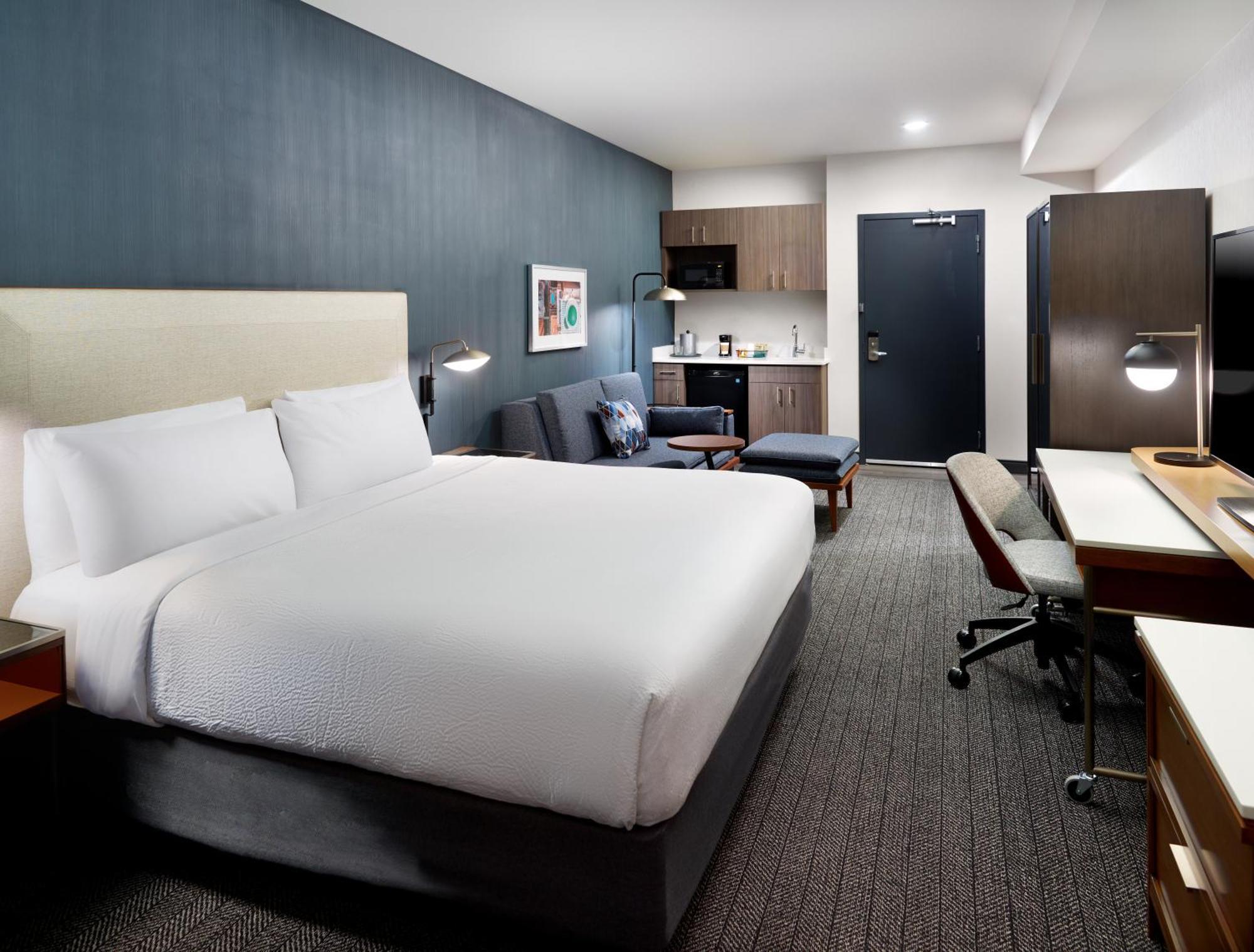 Courtyard By Marriott Atlanta Dunwoody Hotell Exteriör bild