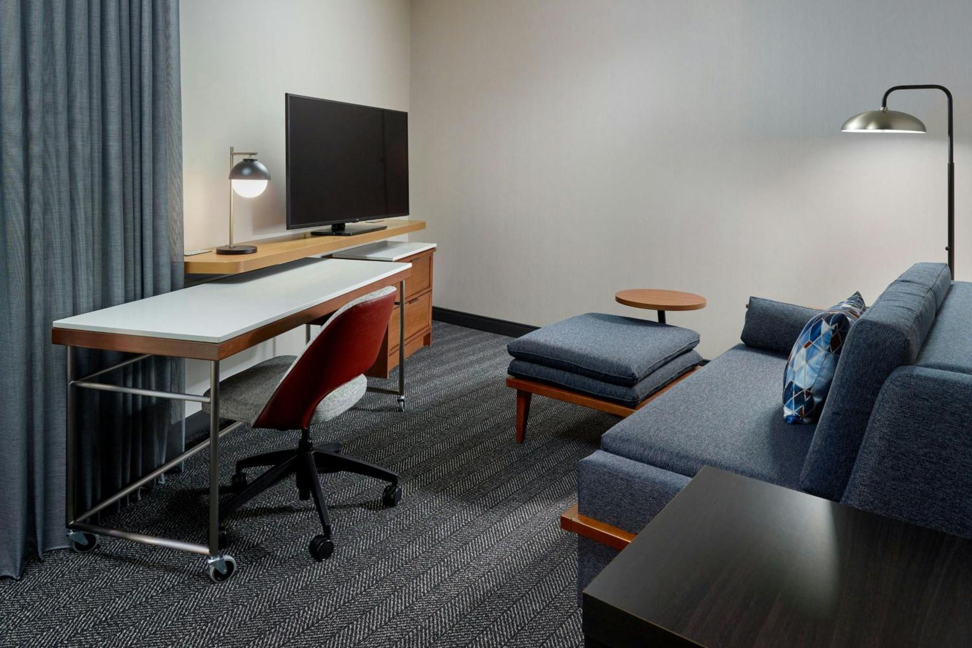 Courtyard By Marriott Atlanta Dunwoody Hotell Exteriör bild