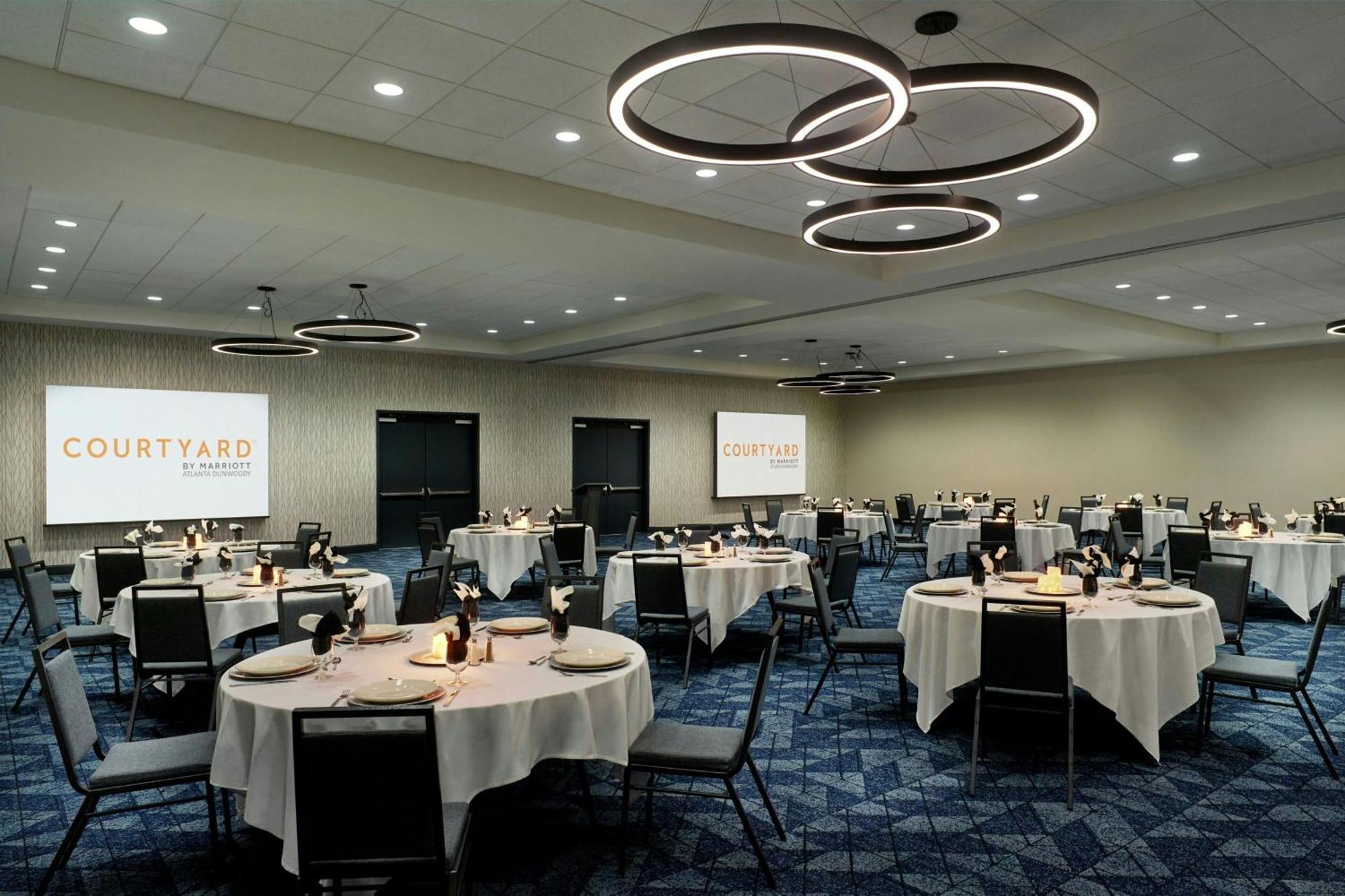 Courtyard By Marriott Atlanta Dunwoody Hotell Exteriör bild